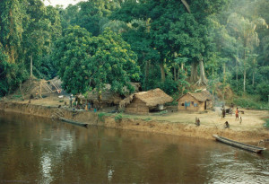 010ec7776da94a2e8def41e1de34a20eDR Congo River Boat African Village1